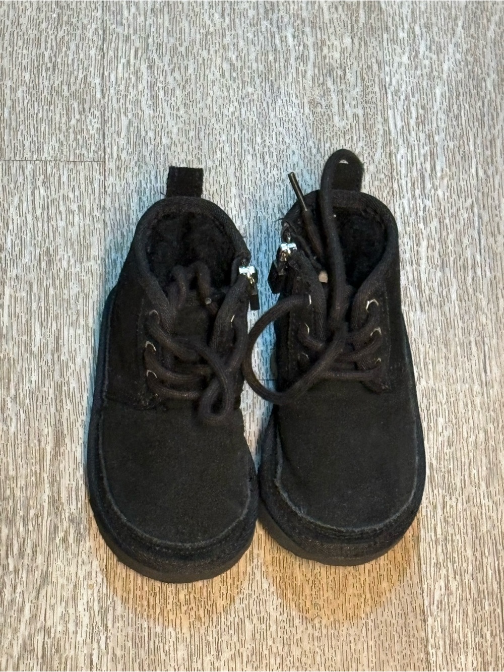 UGG NEUMEL TODDLER BLACK BOOTS SIZE 6